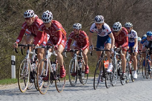 Předchozí obrázek: Fotogalerie//2007/Brno_Bites/nahledy/HL-Bites_48.jpg