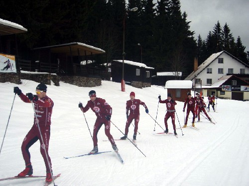 Předchozí obrázek: Fotogalerie//2007/Vimperk-prosinec/nahledy/HL-nahled-vimperk.jpg