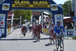 V úvodní etapě  Ringerike Grand Prix Richard Faltus na čtvrtém místě.