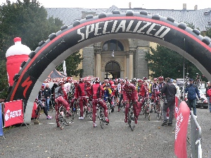 Radek Procházka /CK Královice - pohled z pelotonu při Tour de Brdy