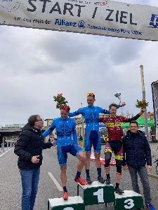 Rund um Red Bull aréna Leipzig:Sparťané si vedli dobře Pavel Kelemen 3.místo , 4.místo Richard Habermann 