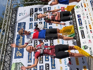 M ČR v MTB Maratonu na 70 km na Šumavě  : 3. místo Andrea Pavlisová 