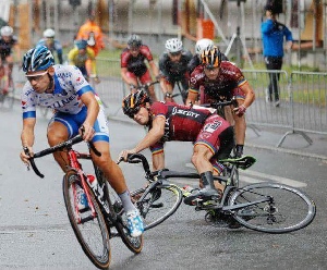 Na Kernen Omloop v Holandsku dojel Tomáš Kalojíros 46. místě, Jan Ryba v Dortmundu na 10. místě.